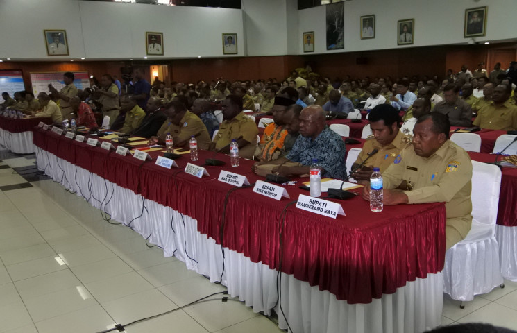 Gubernur Ingatkan Bupati Serius Selesaikan Masalah Tapal Batas
